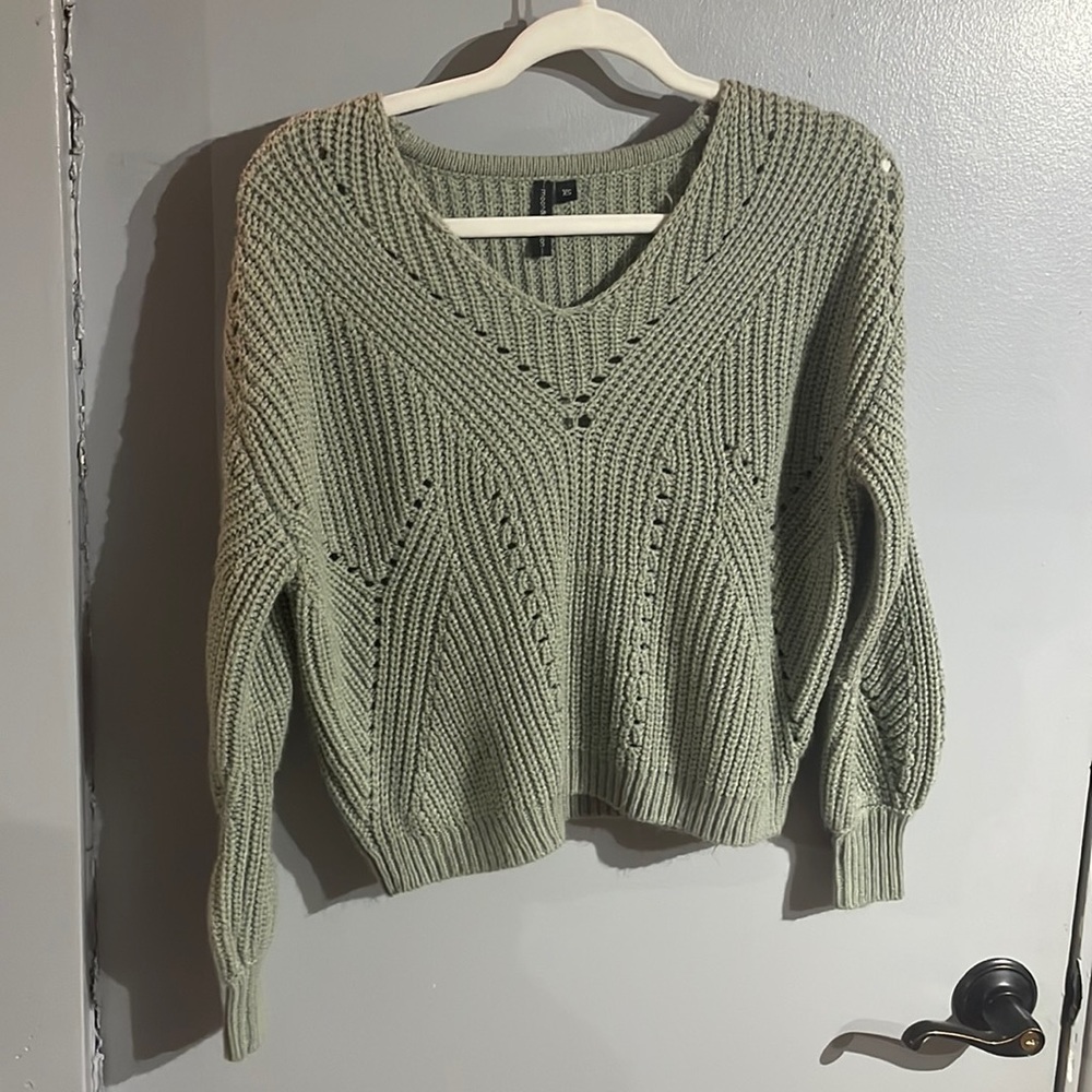 Cute sweater!